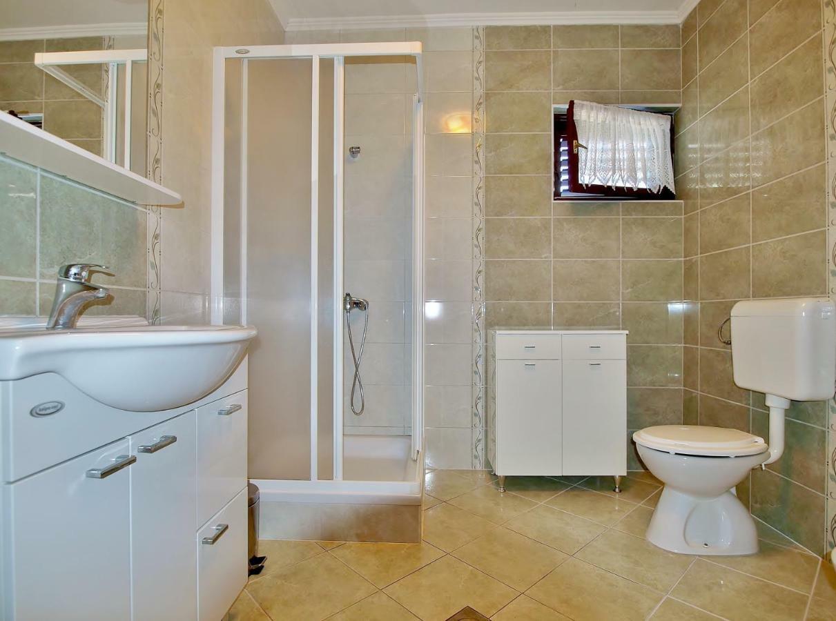 Apartmani Danijela Lopar Bagian luar foto